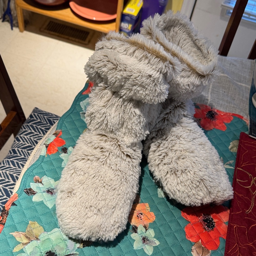 New Cozy Furry microwave Slipper Boots